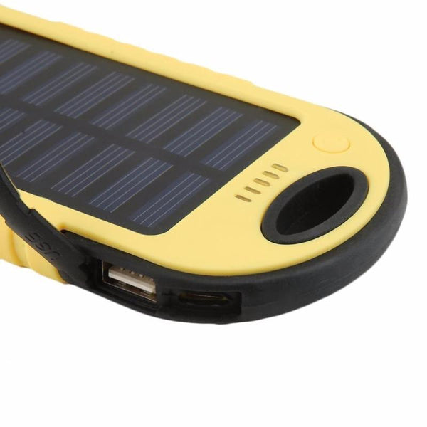 Smartphone Clip-On Solar Charger 5000mAh